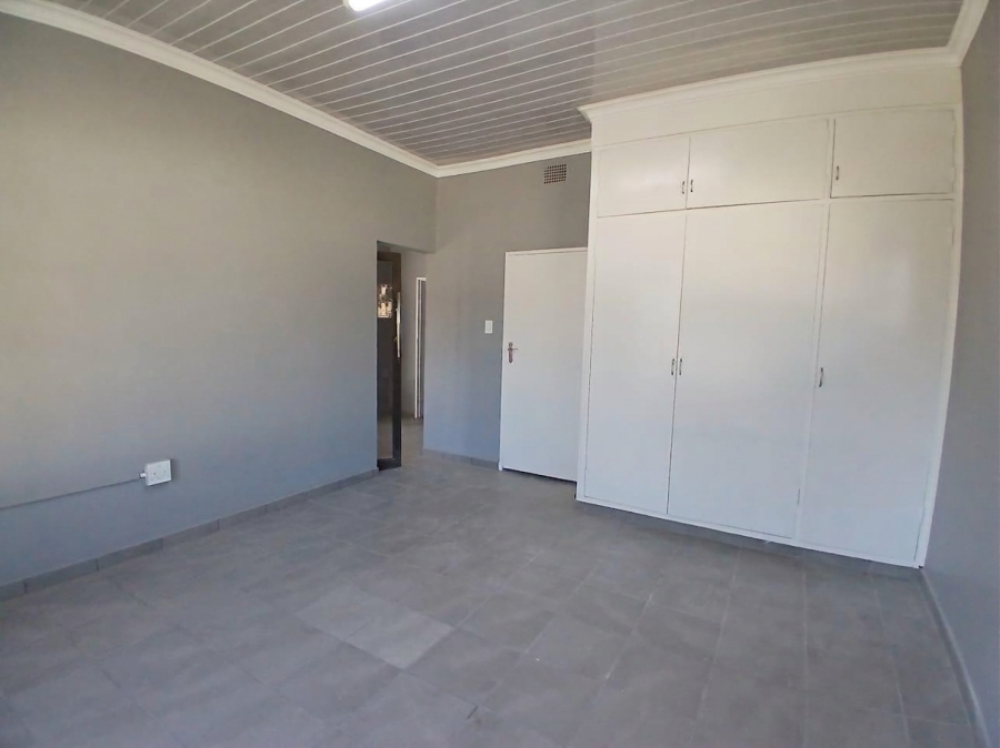 To Let Commercial Property for Rent in Bodorp North West